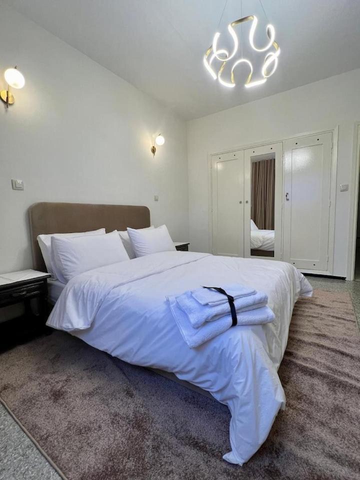 Appartement Spacieux - Bd Anfa 卡萨布兰卡 外观 照片