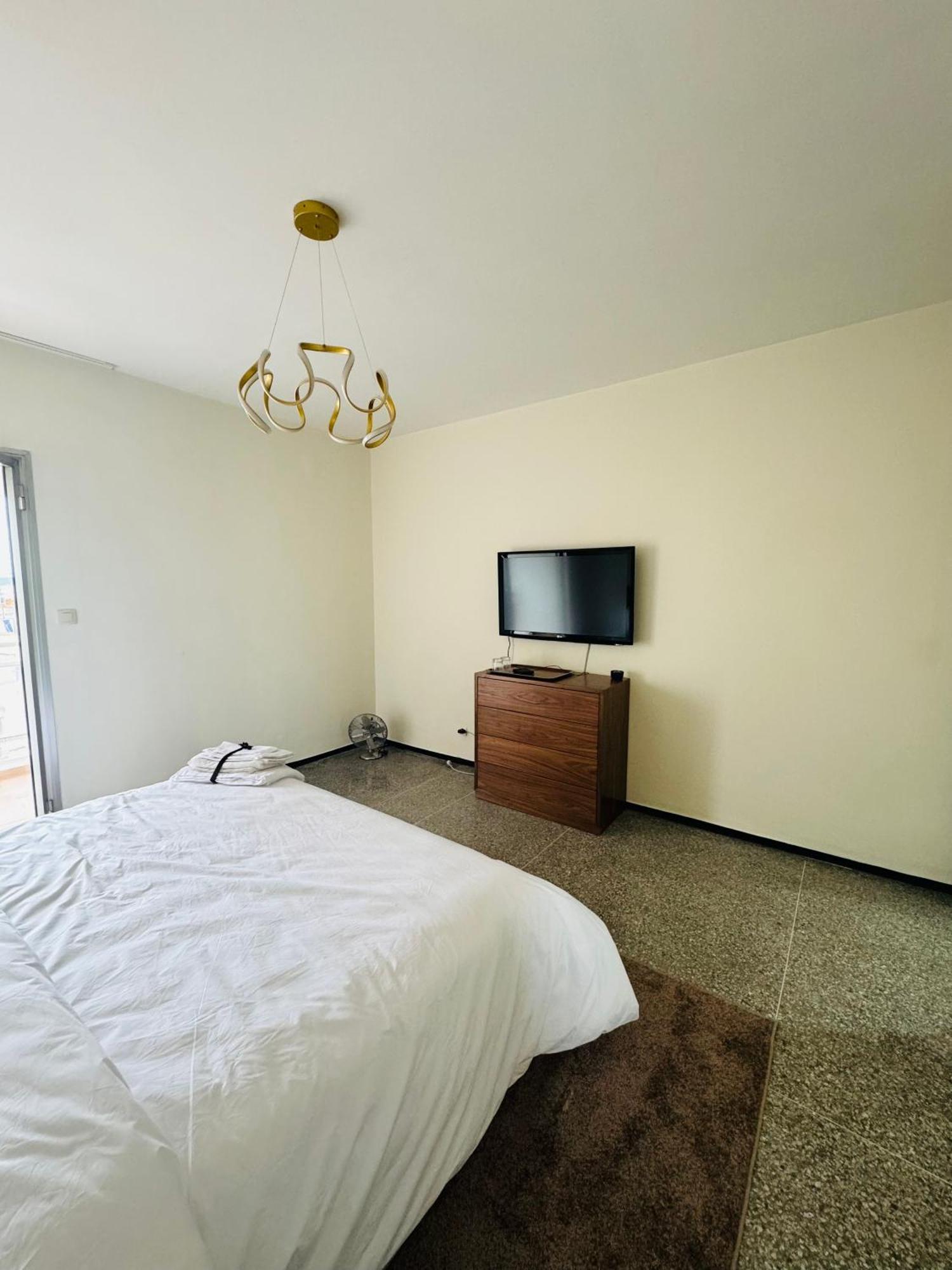 Appartement Spacieux - Bd Anfa 卡萨布兰卡 外观 照片