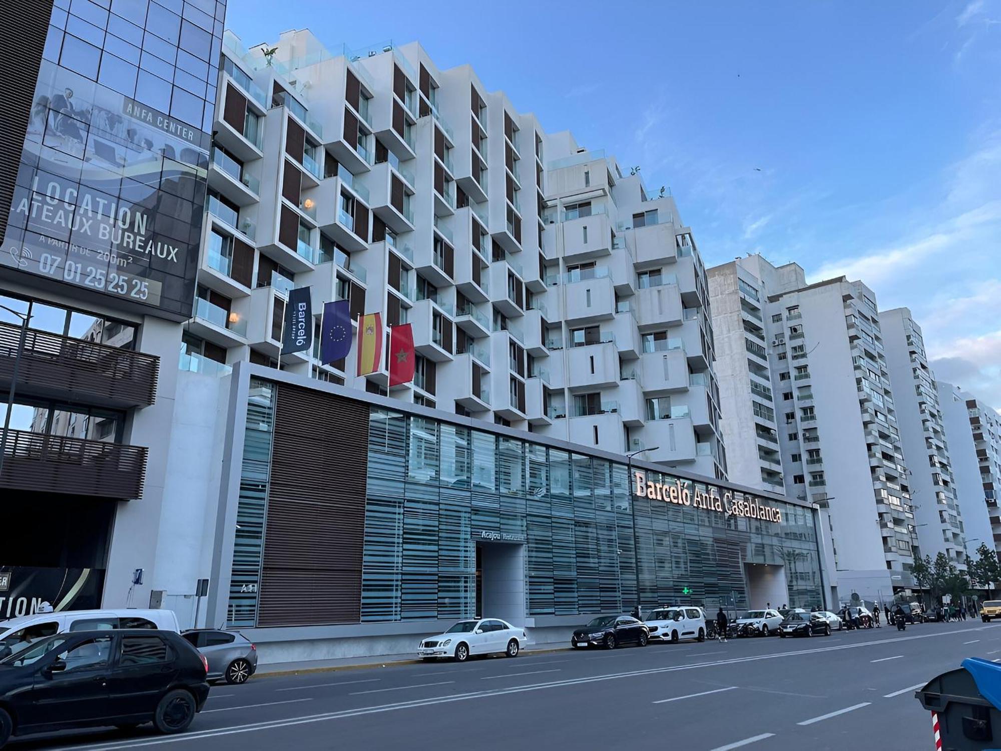 Appartement Spacieux - Bd Anfa 卡萨布兰卡 外观 照片
